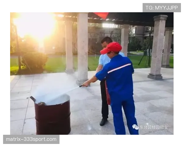 张常宁在家练球把地板砸出坑,物业上门差点报警 张常宁在家练球把地板砸出坑,物业上门差点报警
