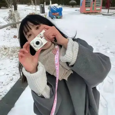 訾幻灵